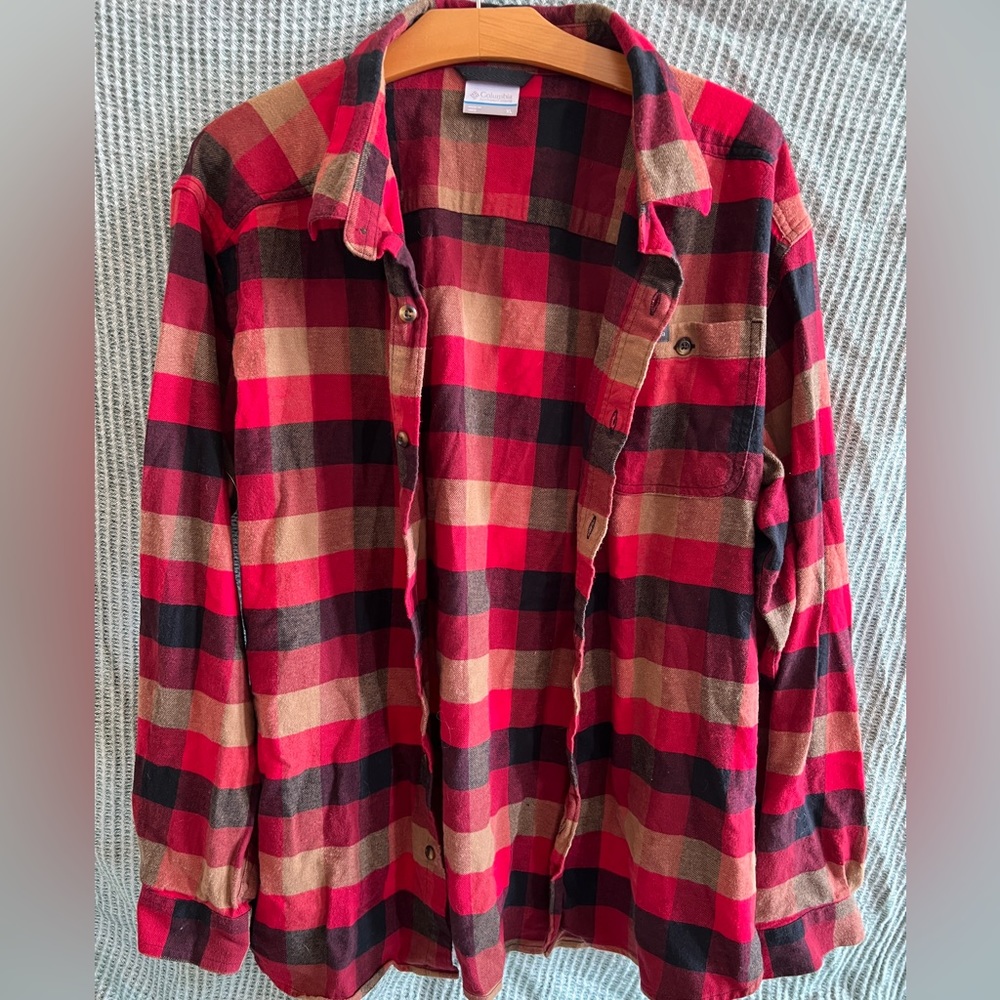 Red Men’s Lightweight Columbia Flannel